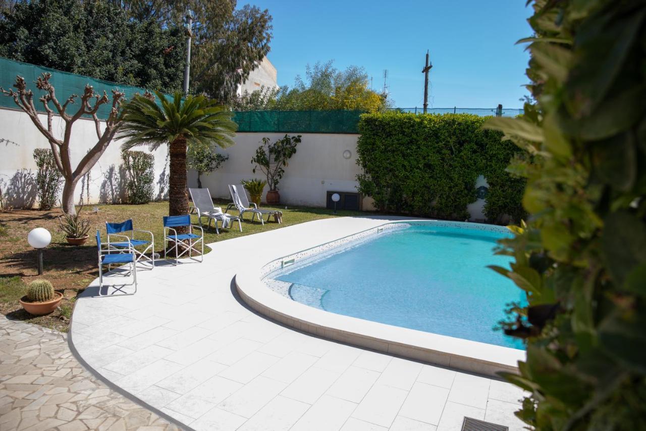Villa Ravanica Marina di Ragusa Eksteriør billede