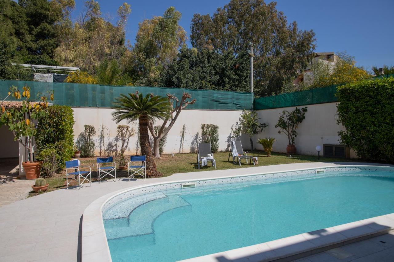Villa Ravanica Marina di Ragusa Eksteriør billede